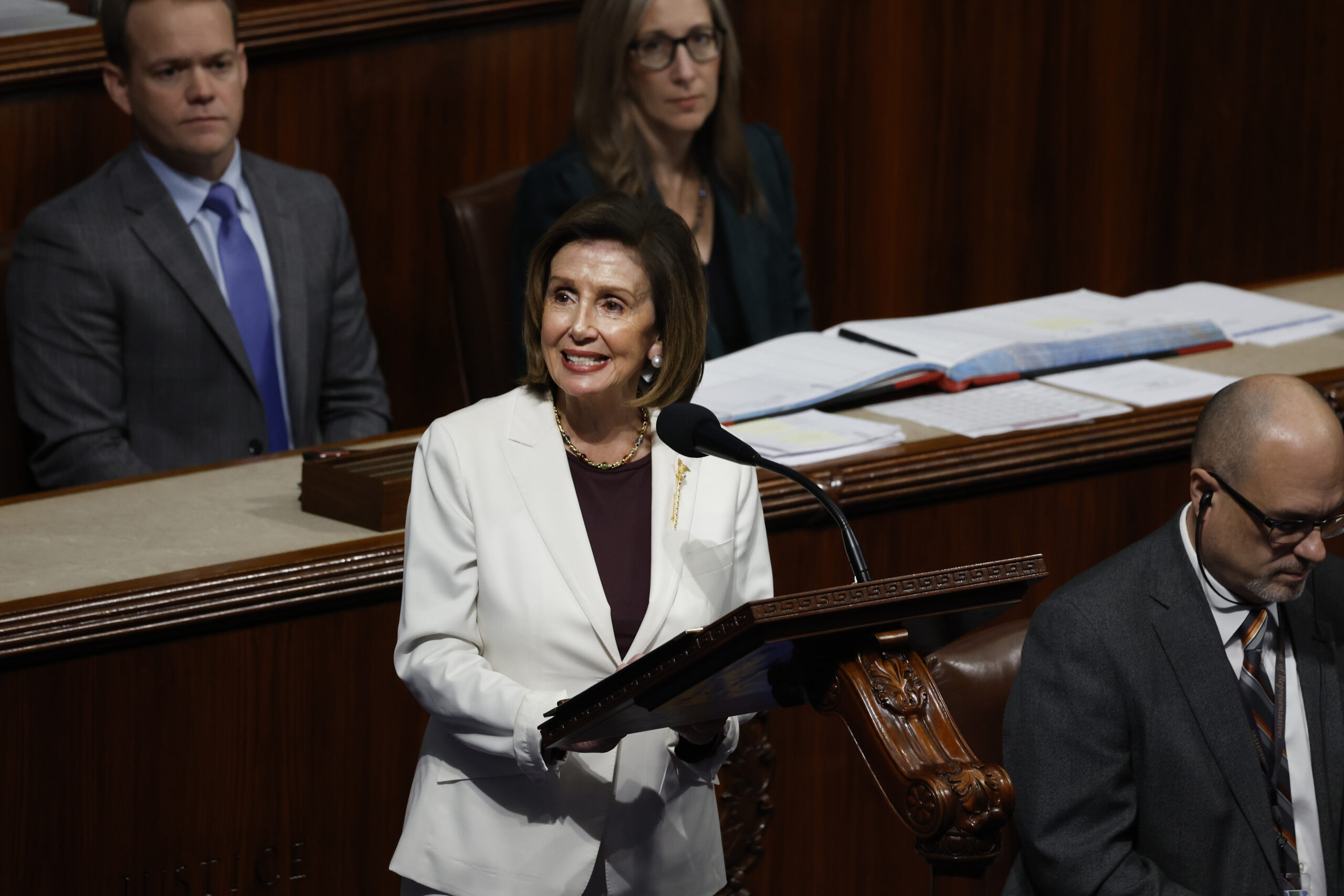 Nancy Pelosi formally announces run for reelection as House